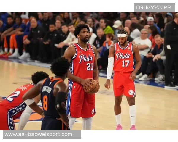 张佳玮分析76人恩比德哈登马克西如何在两年前败给绿军的原因