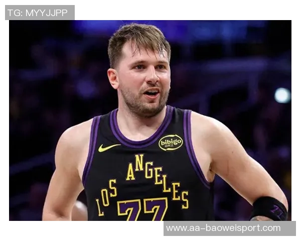 浓眉再次受伤引发担忧奥康纳直言东契奇交易的糟糕程度加剧