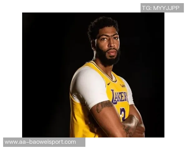 若哈里森继续留队浓眉明夏可执行选项并续约四年超两亿