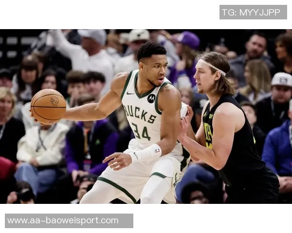 字母哥与球迷互怼引发关注记者称两者关系岌岌可危局面或愈发尴尬