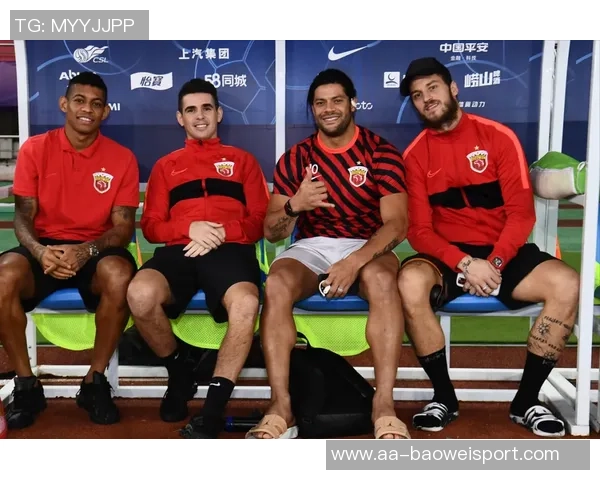 海港队更新换代速度虽晚于申花但效率显著提升引发关注